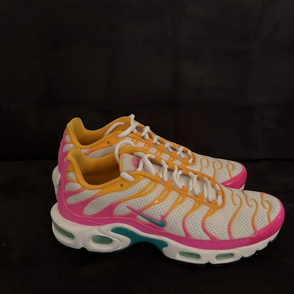 Nike air max plus size 8 color yellow and pink - Picture 4 of 6